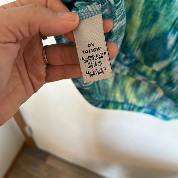 Catherine’s 14/16 Tiered Sleeveless Top Multicolor - Picture 5 of 7